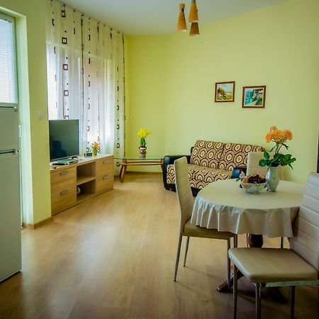 سينتس قسطنطين وهيلينا Apartcomplex Ritza المظهر الخارجي الصورة