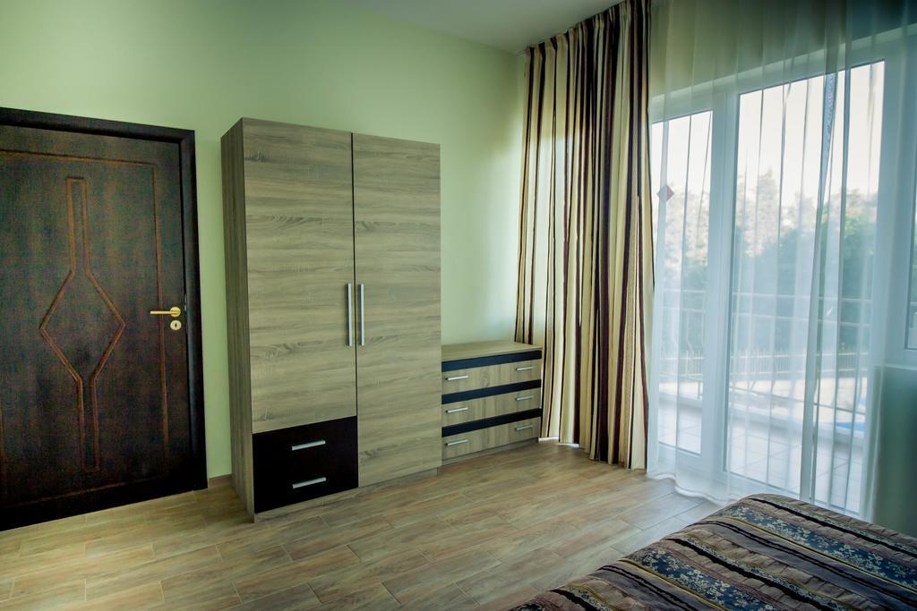 سينتس قسطنطين وهيلينا Apartcomplex Ritza المظهر الخارجي الصورة