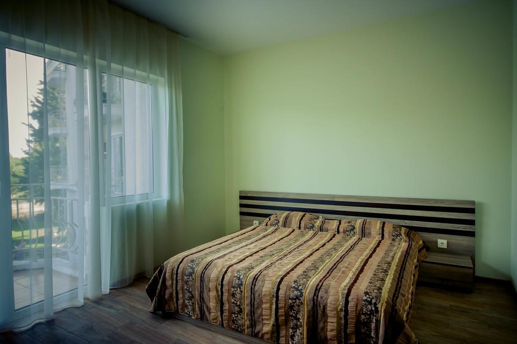 سينتس قسطنطين وهيلينا Apartcomplex Ritza المظهر الخارجي الصورة