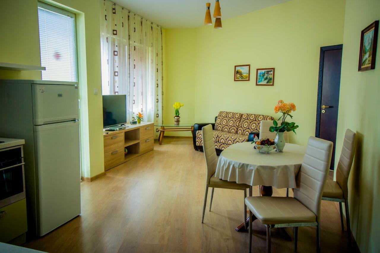 سينتس قسطنطين وهيلينا Apartcomplex Ritza المظهر الخارجي الصورة